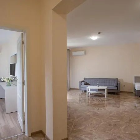 Design Marina Sands Ultra Szálloda 4*