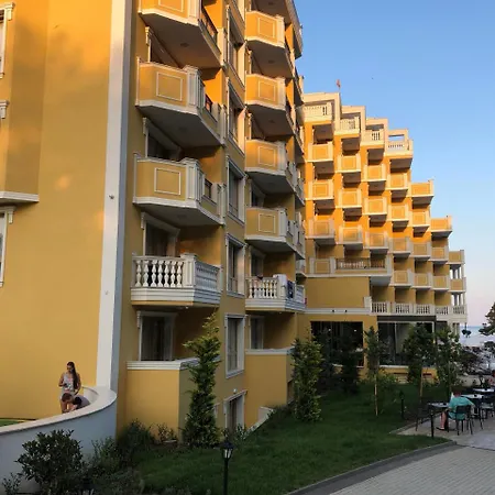 Design Marina Sands Ultra 4* Obzor